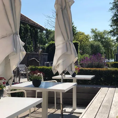 Bed & Breakfast Het Pakhuys 3*