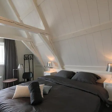 Bed & Breakfast Het Pakhuys 3*