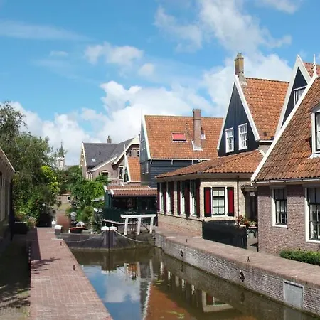 Het Pakhuys 3*