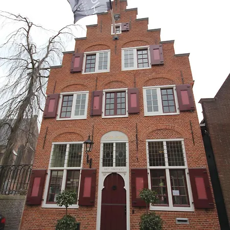 Het Pakhuys Bed & Breakfast 3*