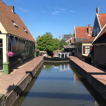 Het Pakhuys Bed & Breakfast De Rijp