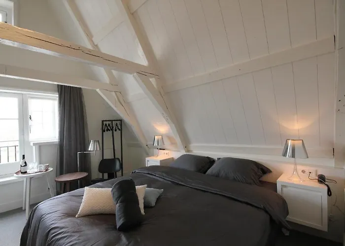 B&B Het Pakhuys 3*