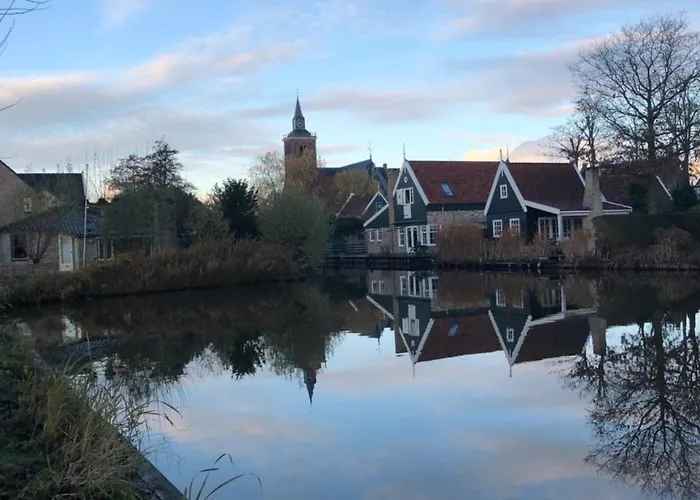 Het Pakhuys Bed & Breakfast 3*