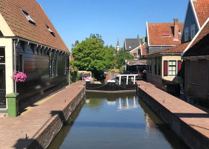 Het Pakhuys Bed & Breakfast De Rijp