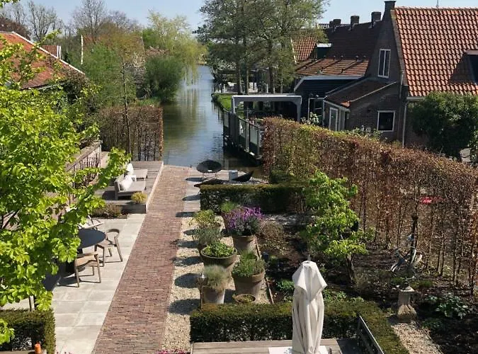 Het Pakhuys Bed & Breakfast De Rijp